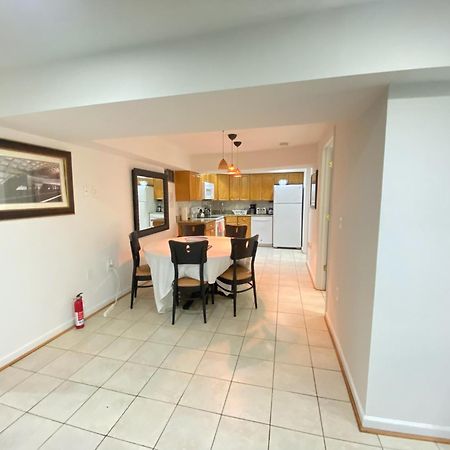 Comfy Basement Home 2 Bdrm1Den 3Queen Beds Washington Luaran gambar